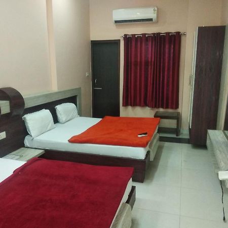 Negi'S Grand By Wb Hotels Kanpur Dış mekan fotoğraf