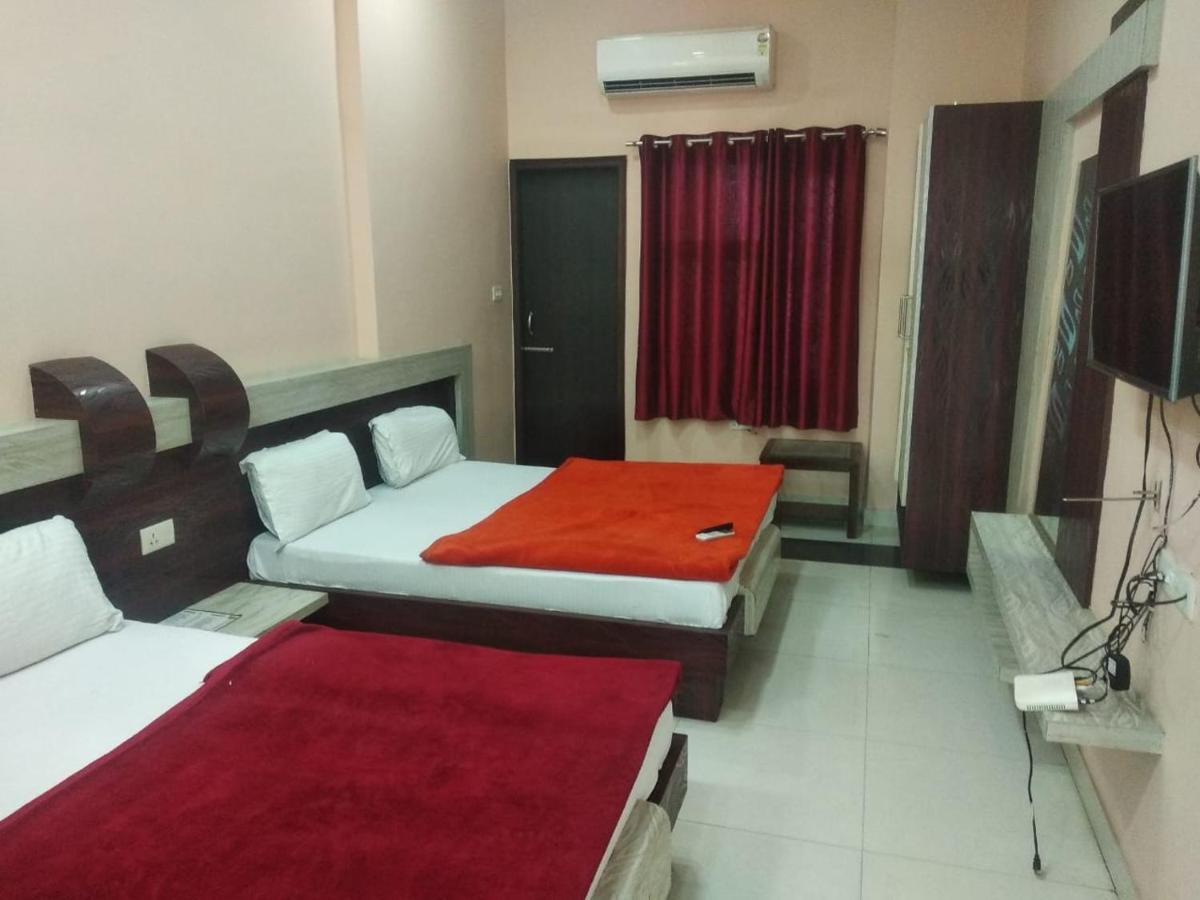 Negi'S Grand By Wb Hotels Kanpur Dış mekan fotoğraf